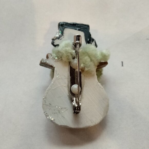 Snowman Pin Brooch Fleece Scarf Vintage Christmas Holiday Jewelry 3D TExtured - Picture 4 of 5